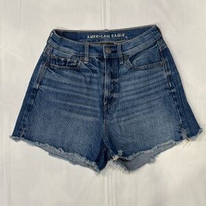 American Eagle Highest Rise 90s Boyfriend Denim Jean Shorts Medium Wash Size 0